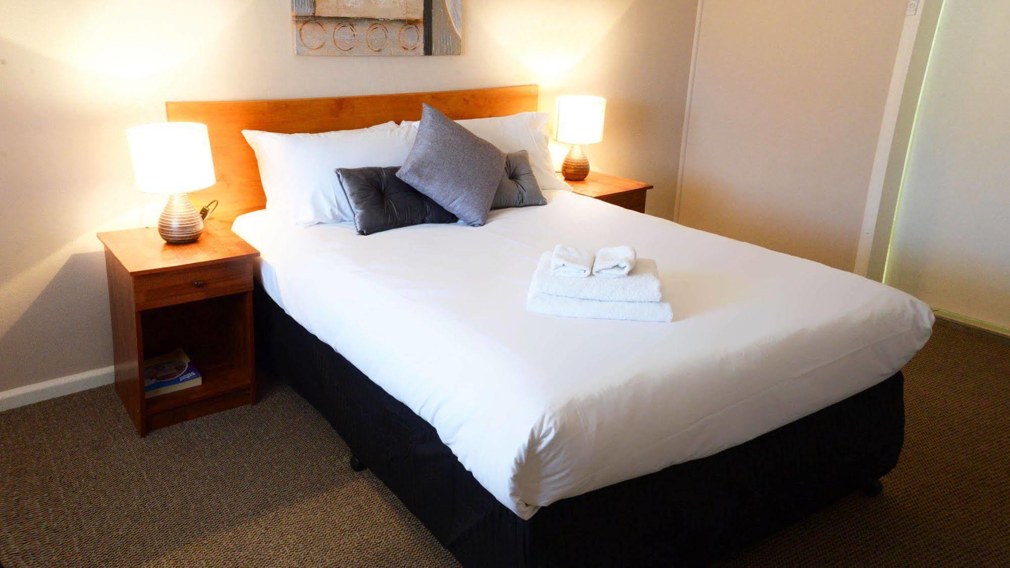 Almond Inn Tamworth Eksteriør bilde